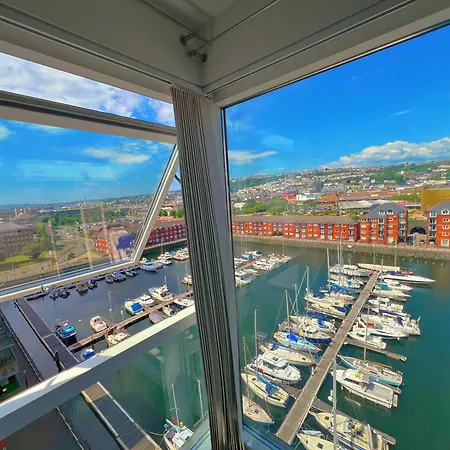 Marina Breeze Apartment Swansea Exterior photo