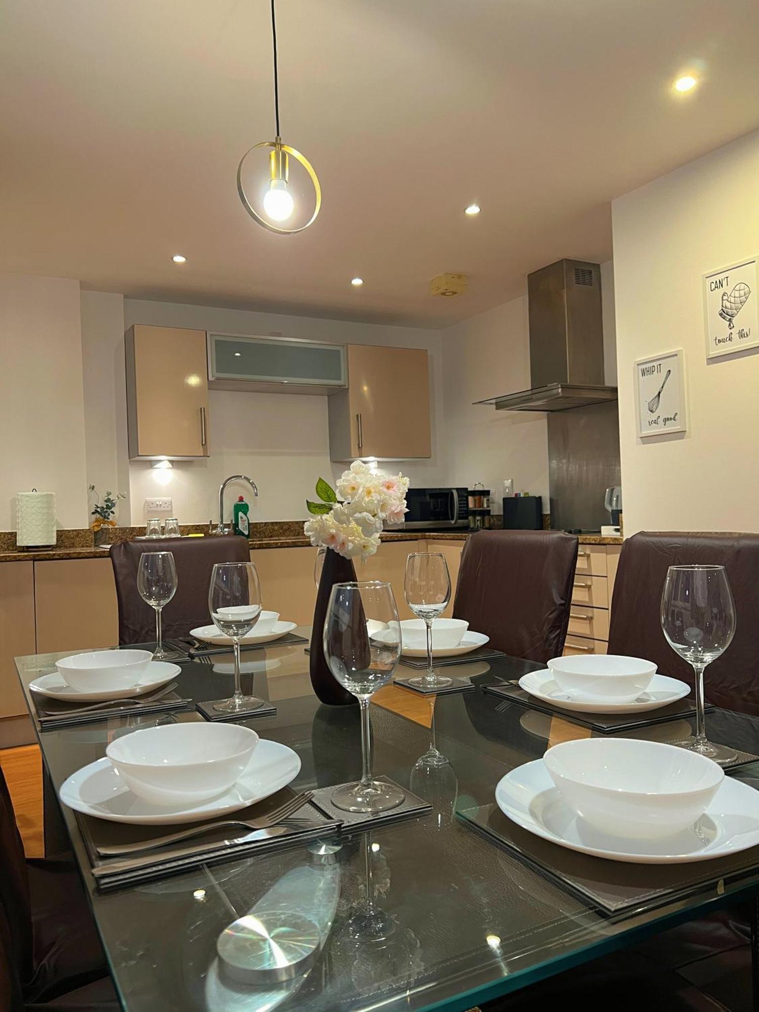 Marina Breeze Apartment