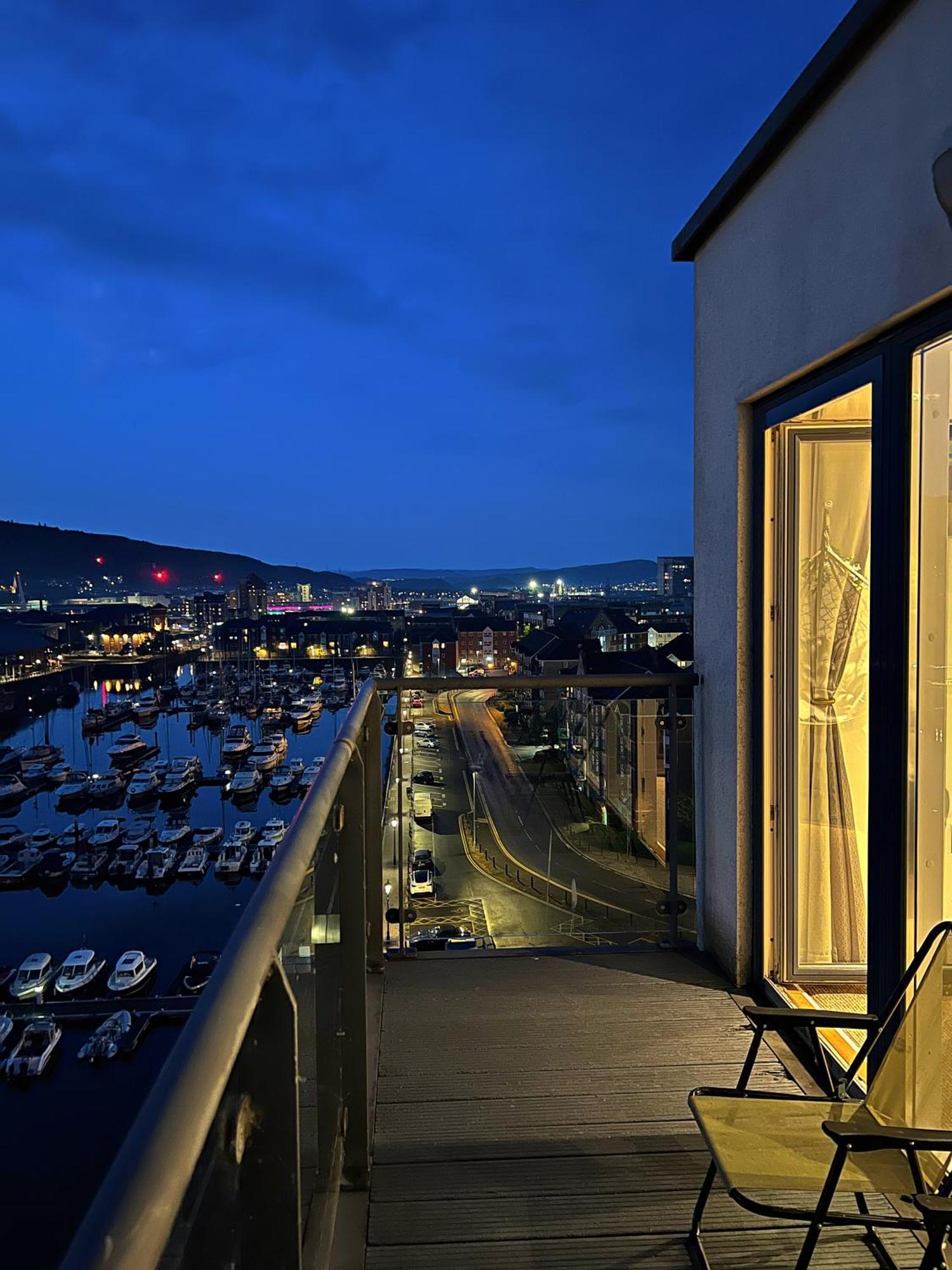 Marina Breeze Apartment Swansea
